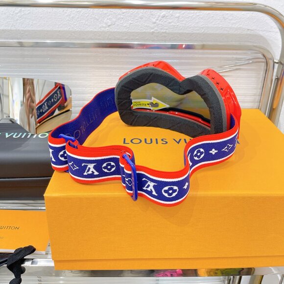 LOUIS VUITTON Ski Glasses Unisex - Picture 10 of 11